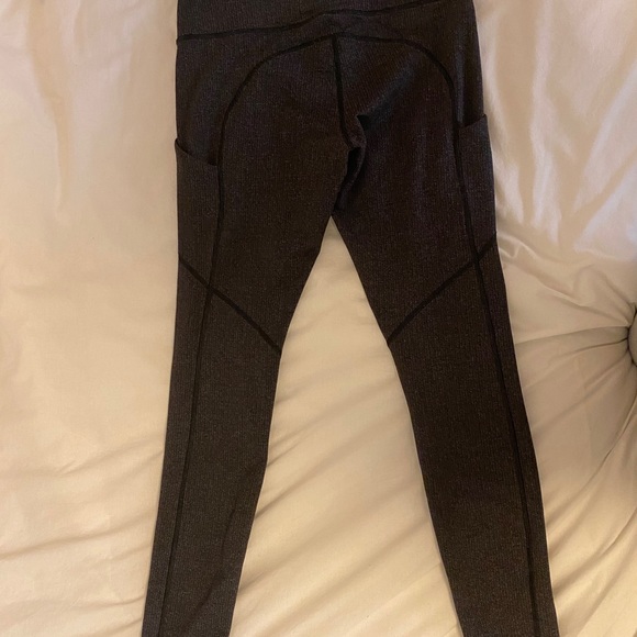 Lululemon leggings - Picture 3 of 4